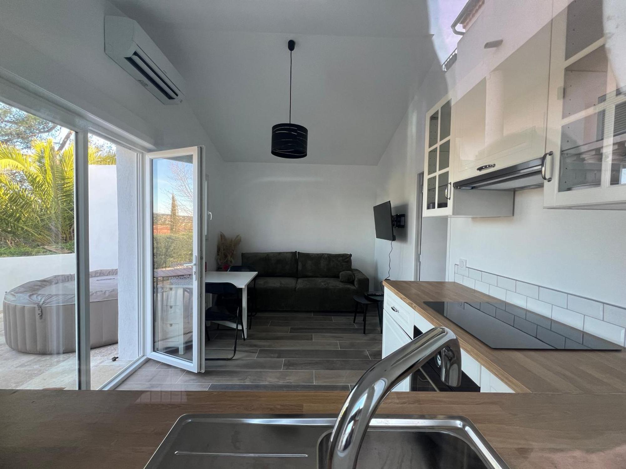 Maison T2 Avec Jaccuzi Wifi Parking Saint-Cyr-sur-Mer Eksteriør billede